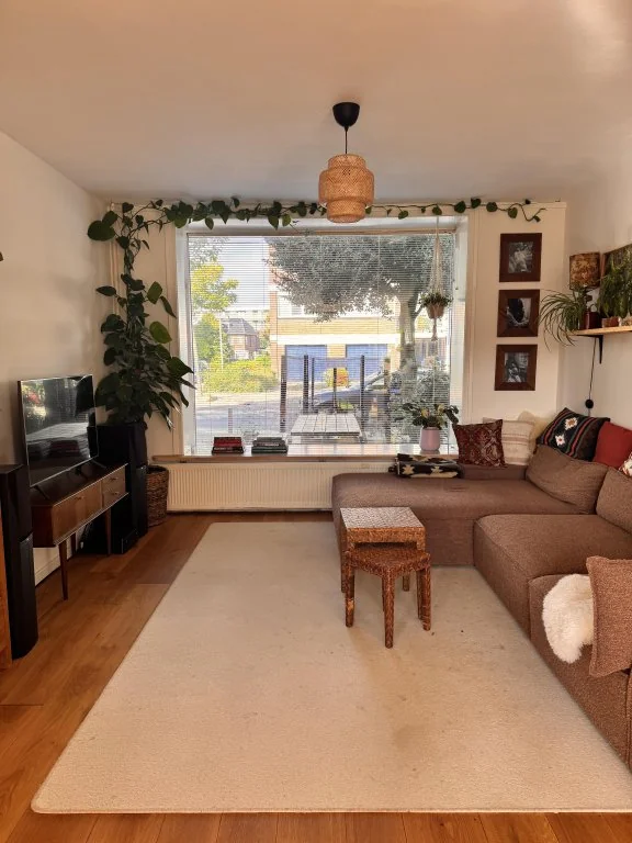 geblurde versie van de foto als achtergrond