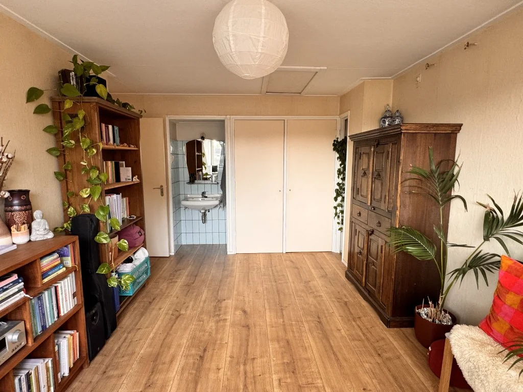 geblurde versie van de foto als achtergrond