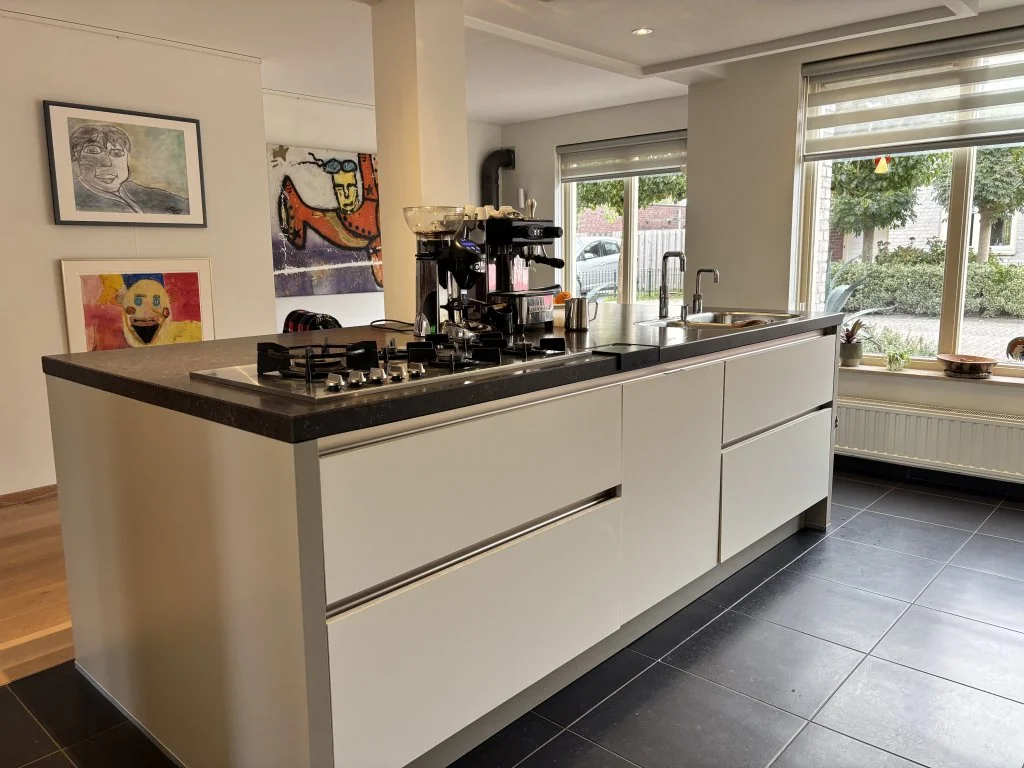 geblurde versie van de foto als achtergrond