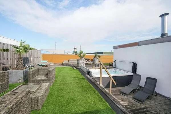 geblurde versie van de foto als achtergrond