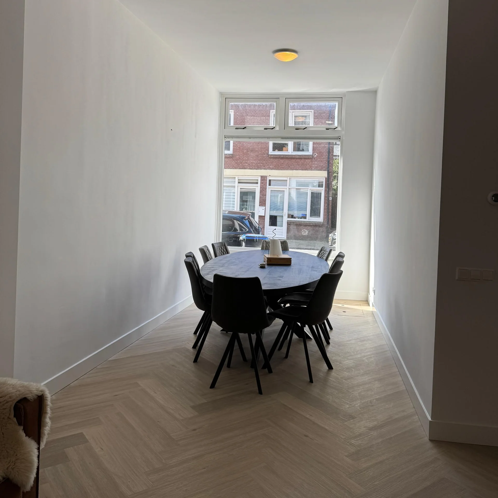 geblurde versie van de foto als achtergrond