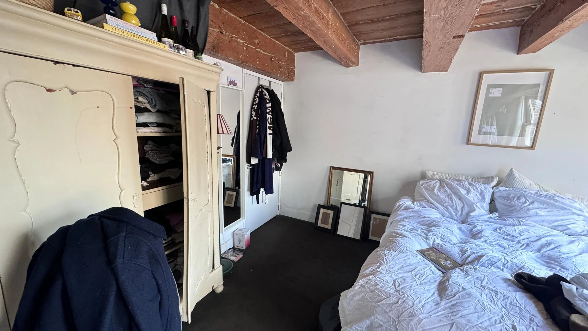 geblurde versie van de foto als achtergrond