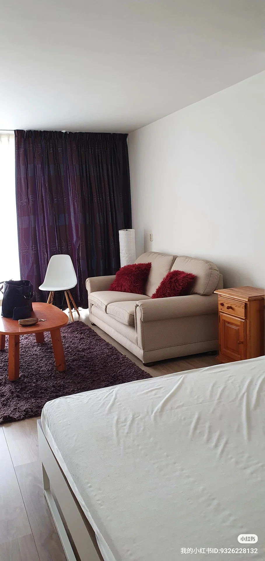 geblurde versie van de foto als achtergrond