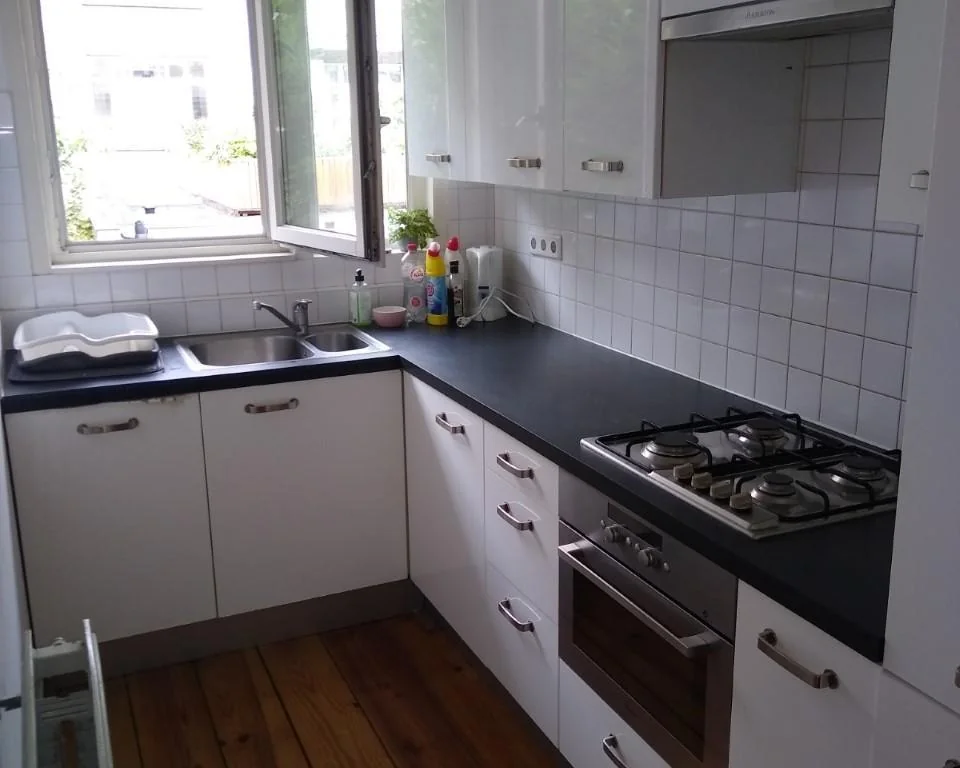 geblurde versie van de foto als achtergrond