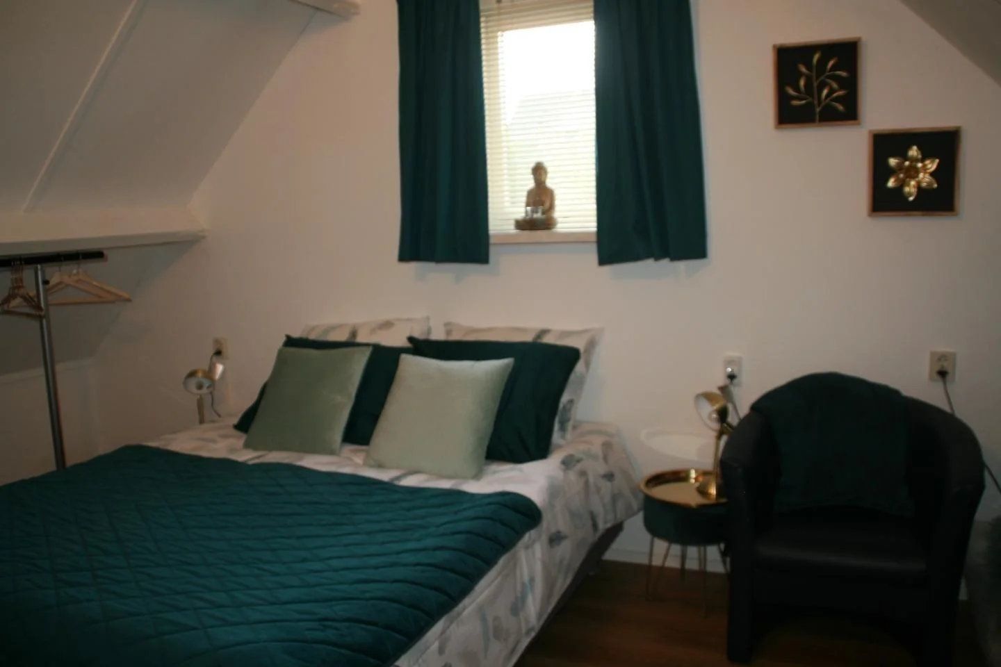 geblurde versie van de foto als achtergrond