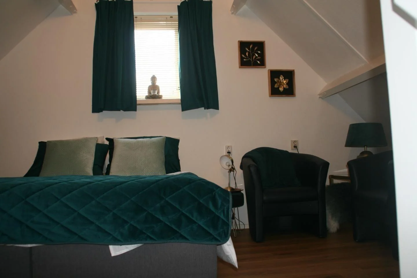 geblurde versie van de foto als achtergrond