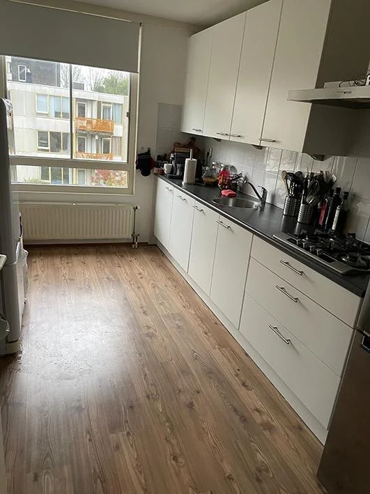 geblurde versie van de foto als achtergrond