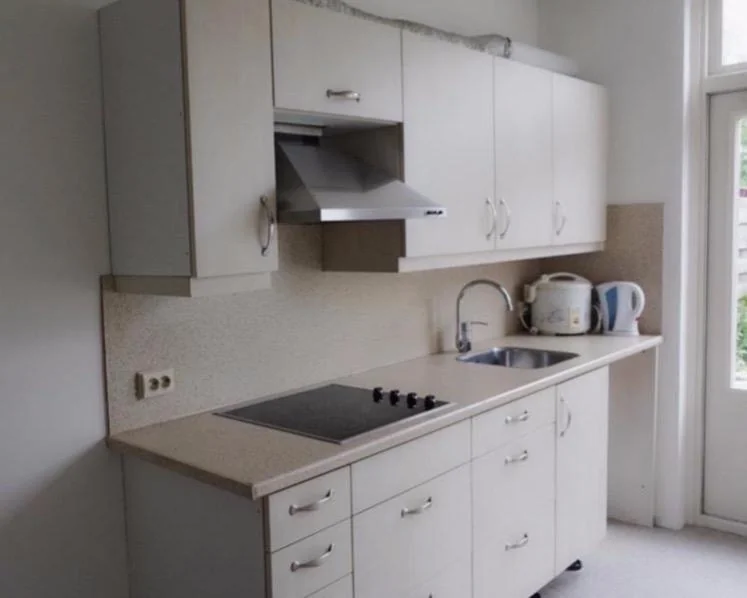 geblurde versie van de foto als achtergrond