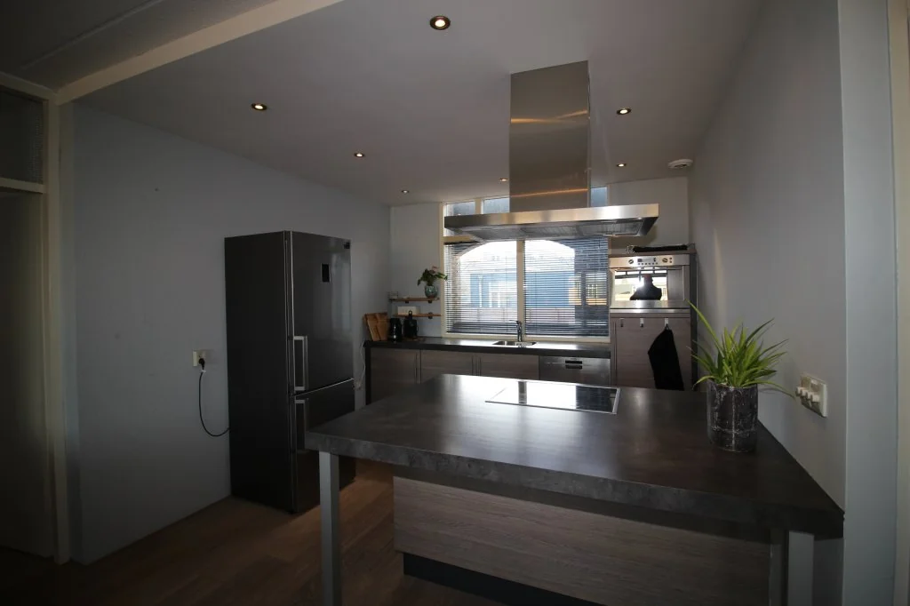 geblurde versie van de foto als achtergrond