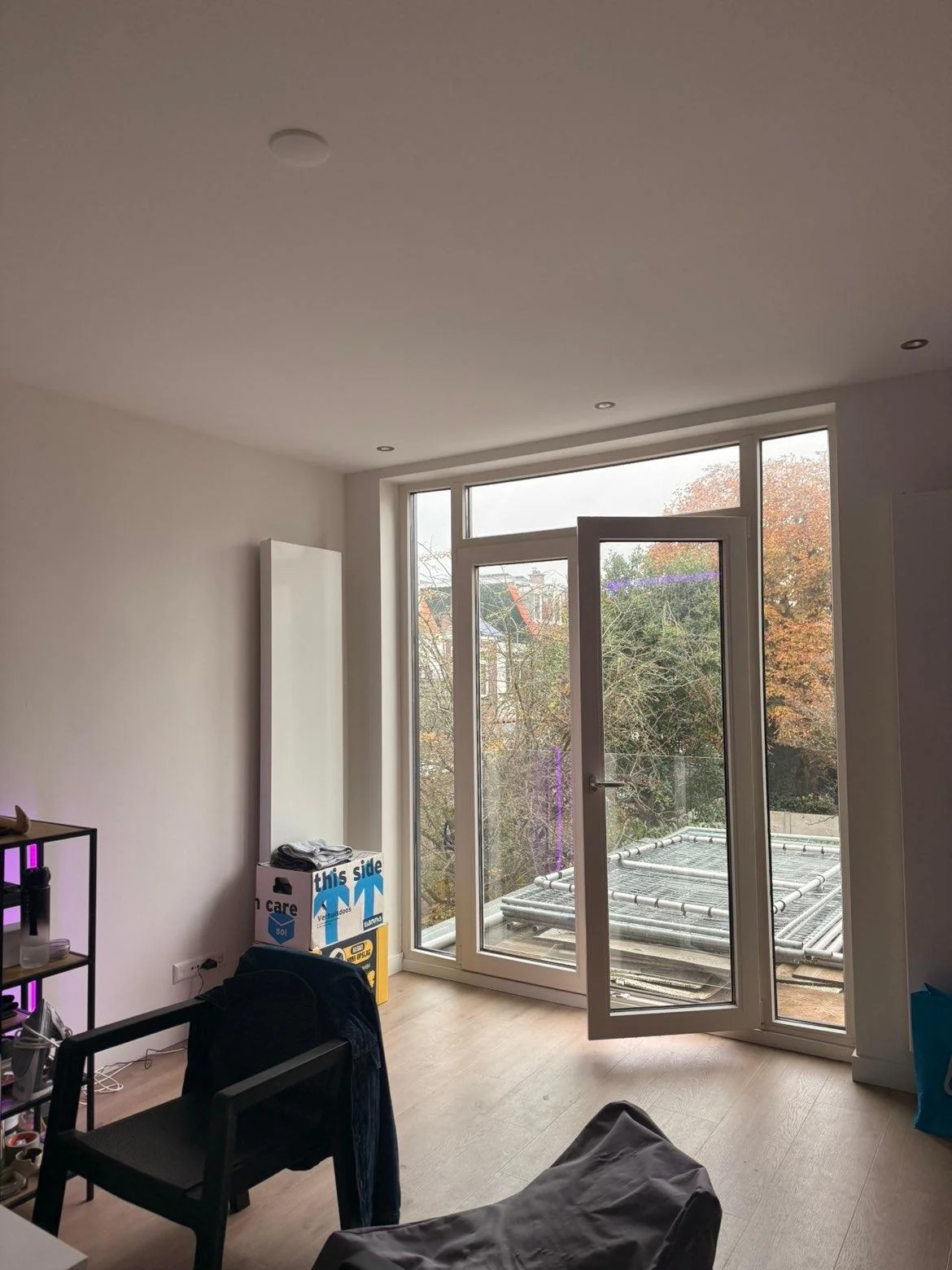 geblurde versie van de foto als achtergrond