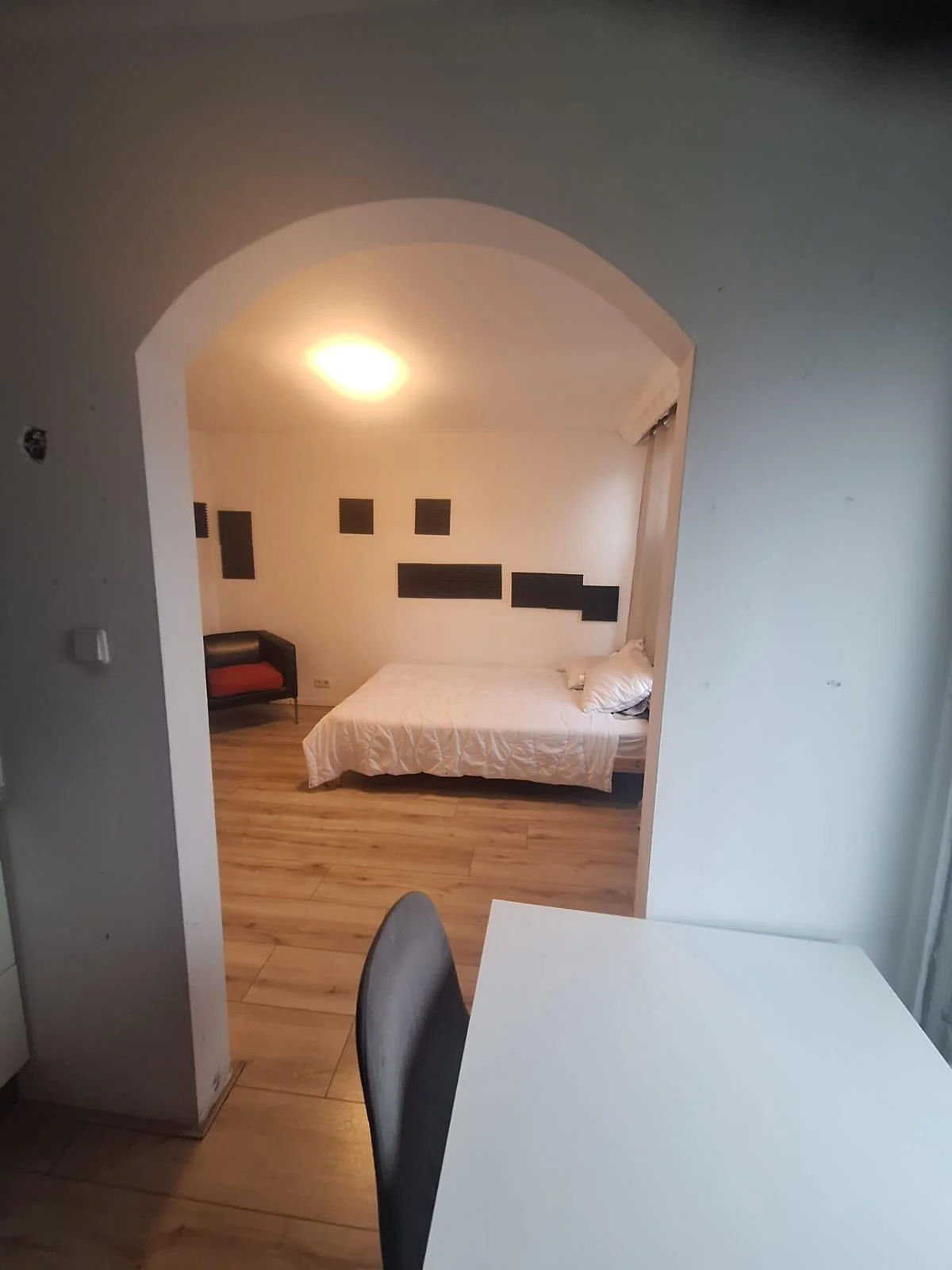 geblurde versie van de foto als achtergrond