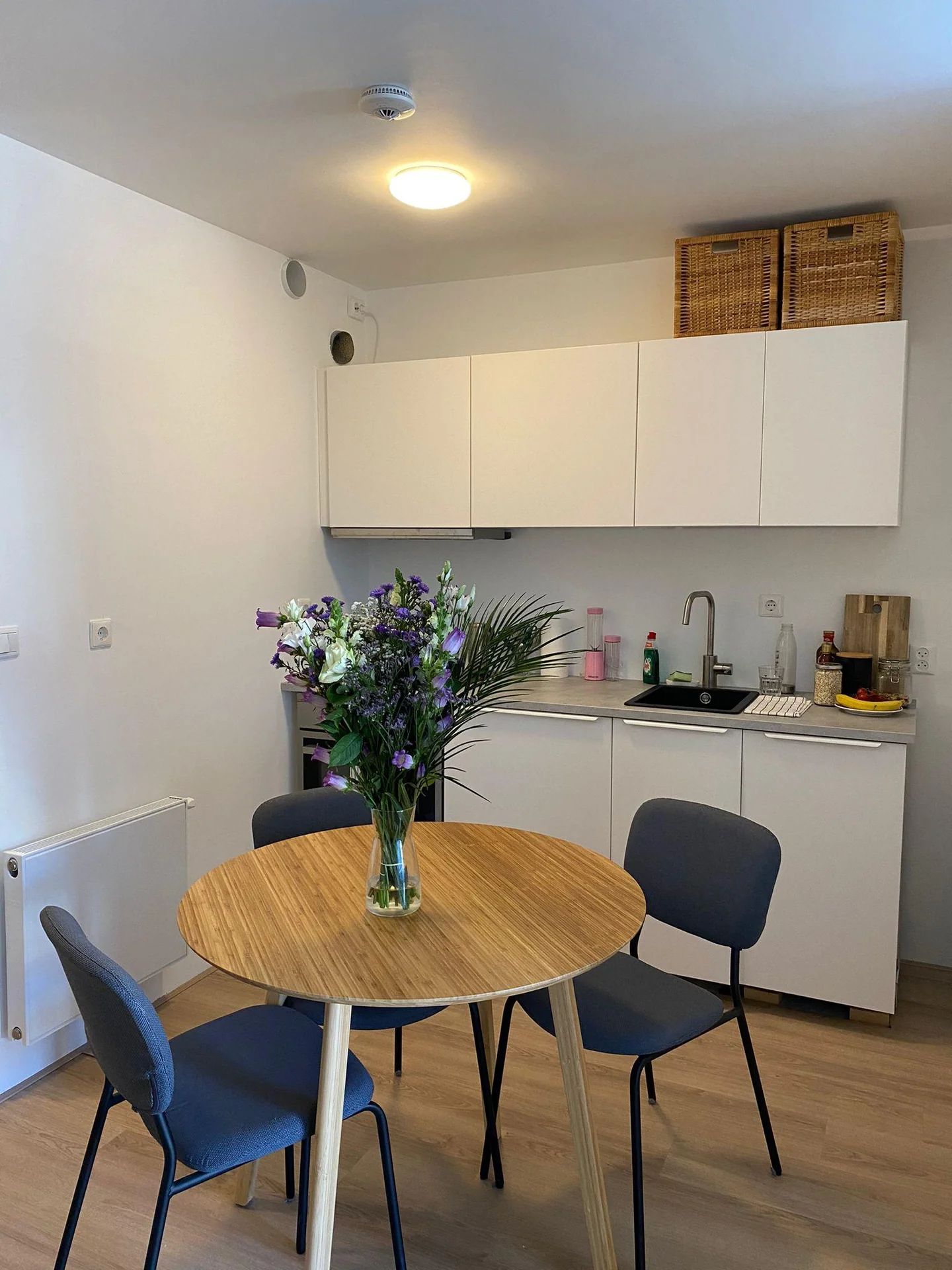 geblurde versie van de foto als achtergrond