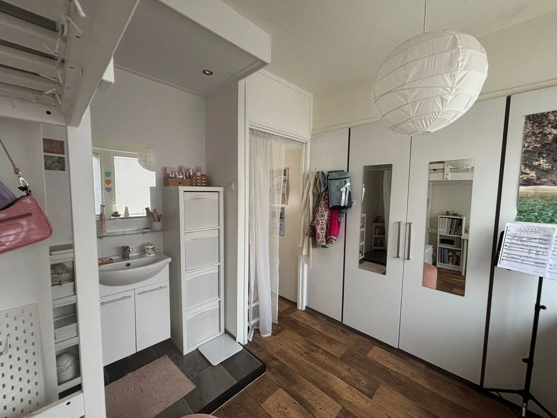 geblurde versie van de foto als achtergrond