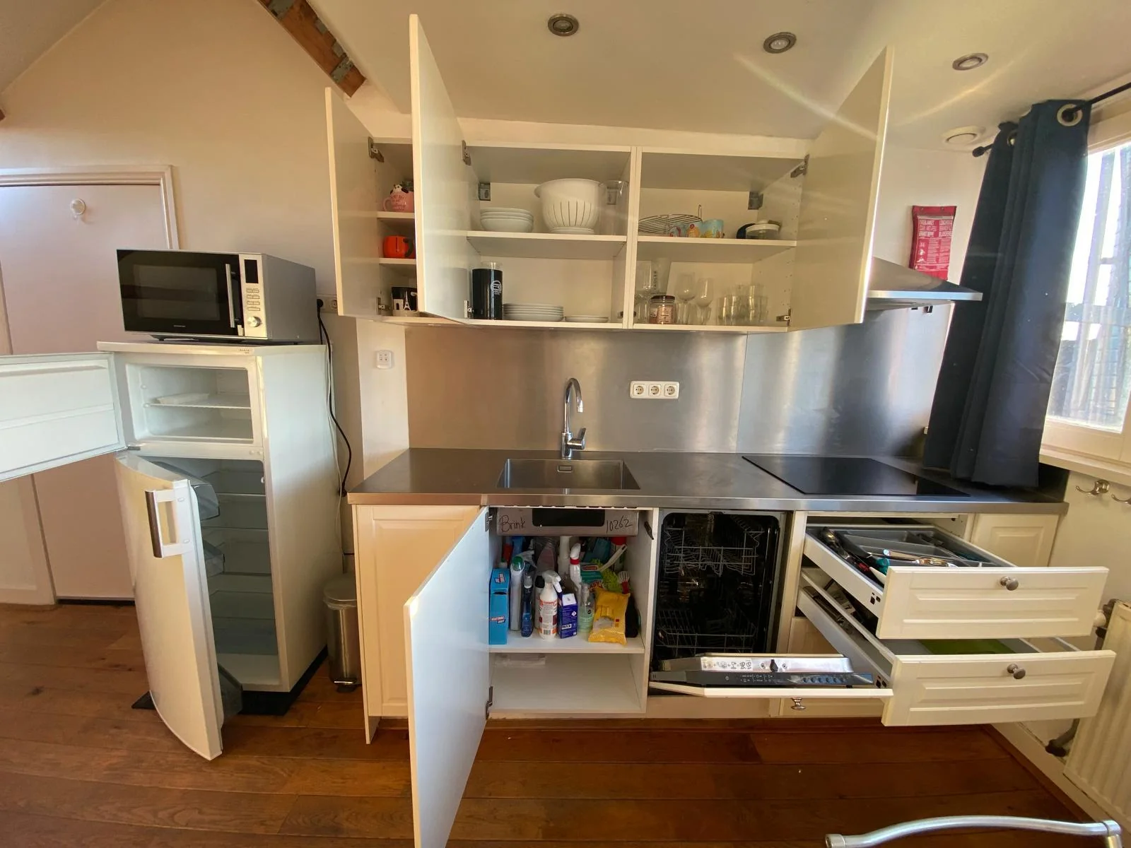 geblurde versie van de foto als achtergrond