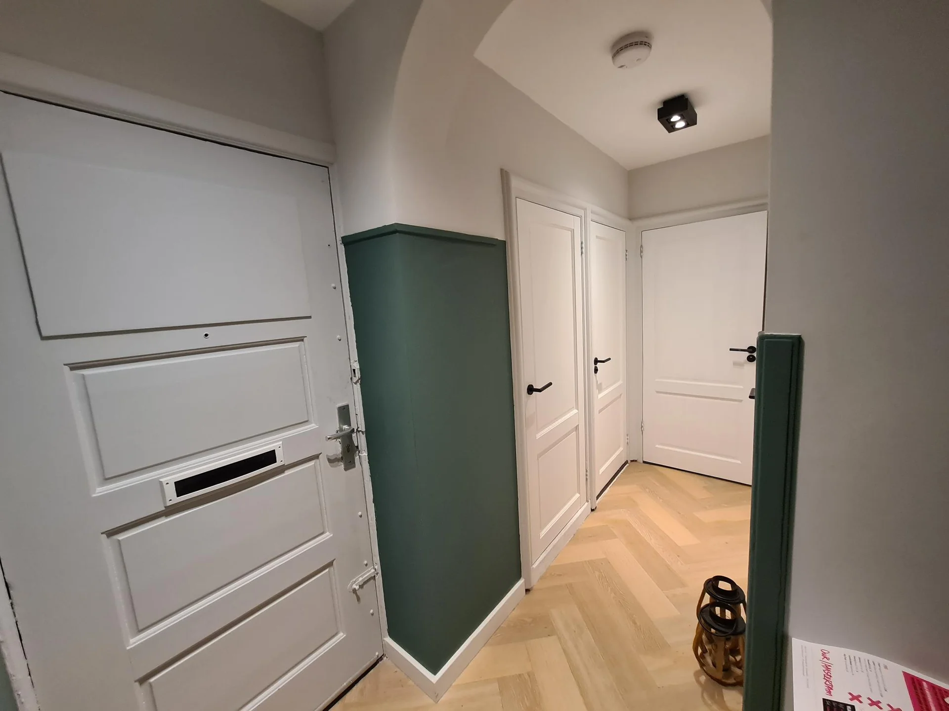 geblurde versie van de foto als achtergrond