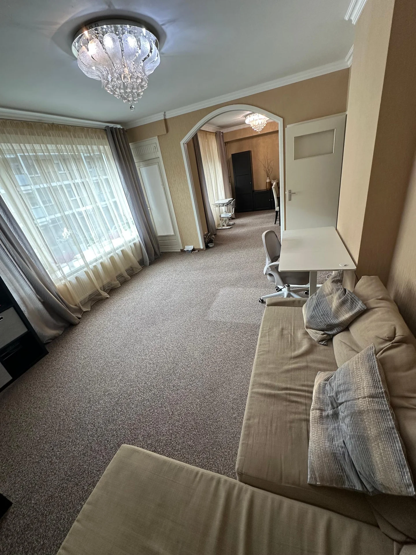 geblurde versie van de foto als achtergrond