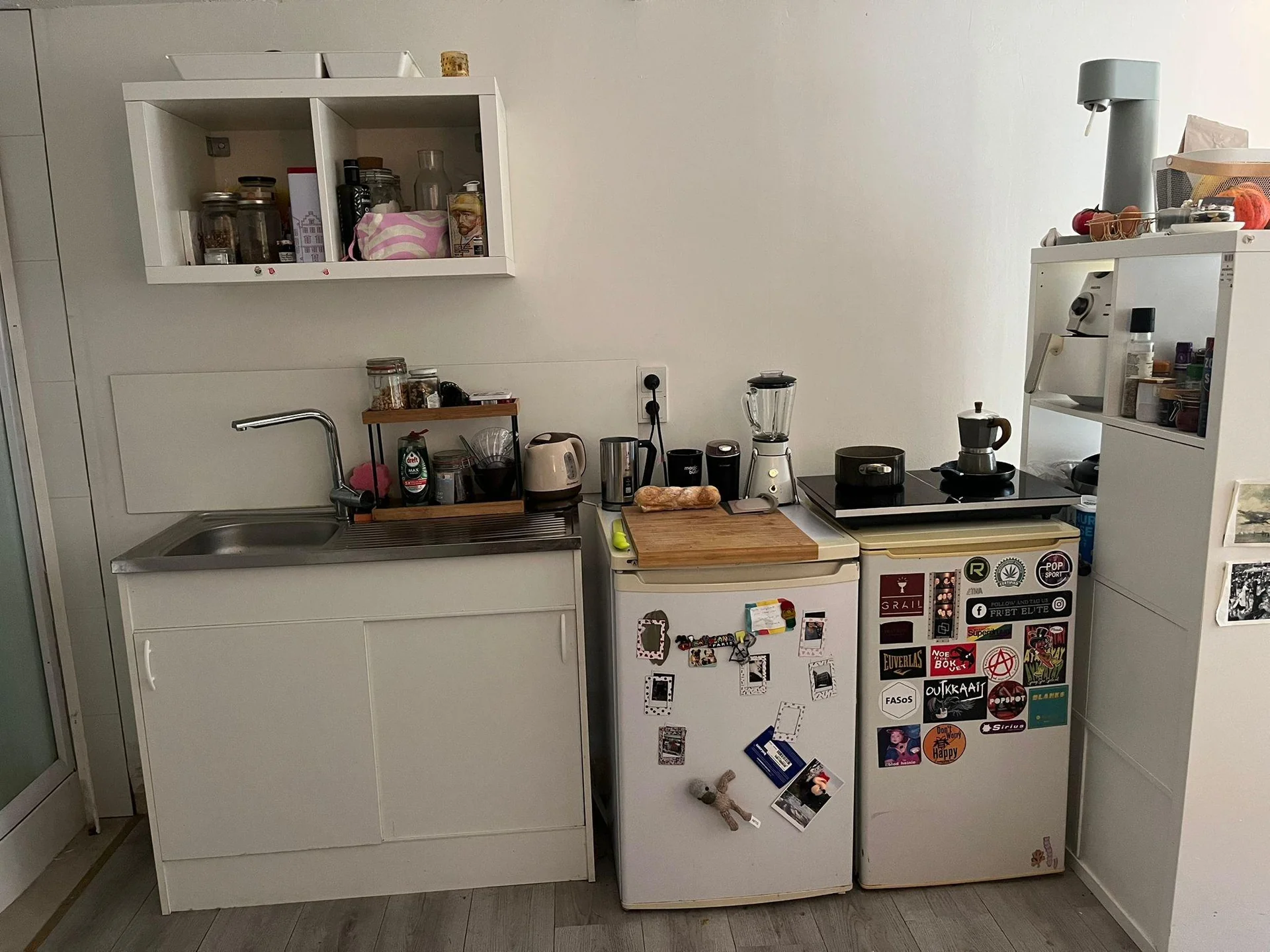 geblurde versie van de foto als achtergrond