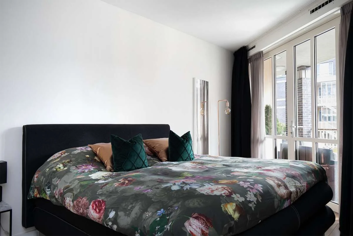 geblurde versie van de foto als achtergrond