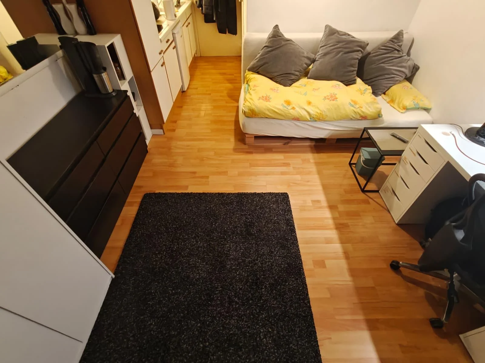 geblurde versie van de foto als achtergrond