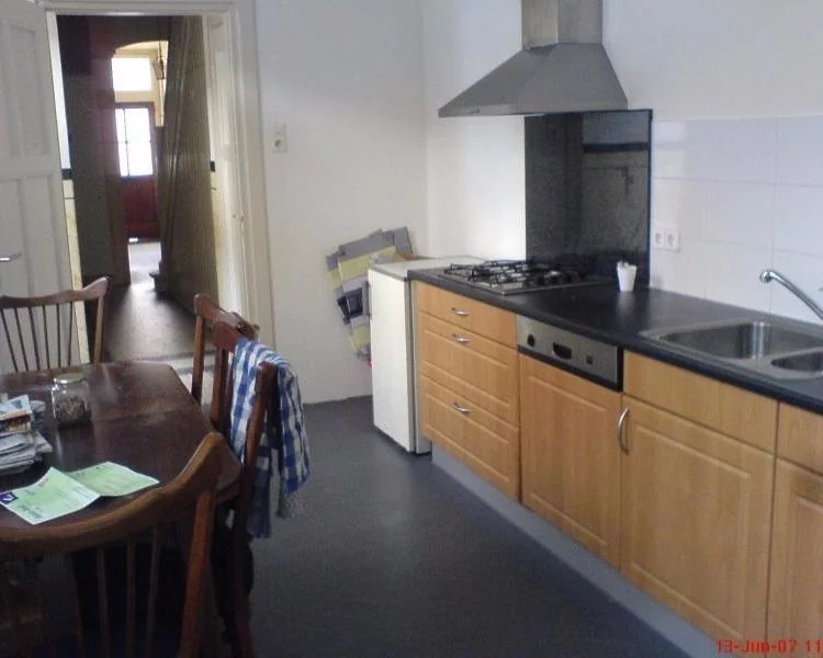 geblurde versie van de foto als achtergrond