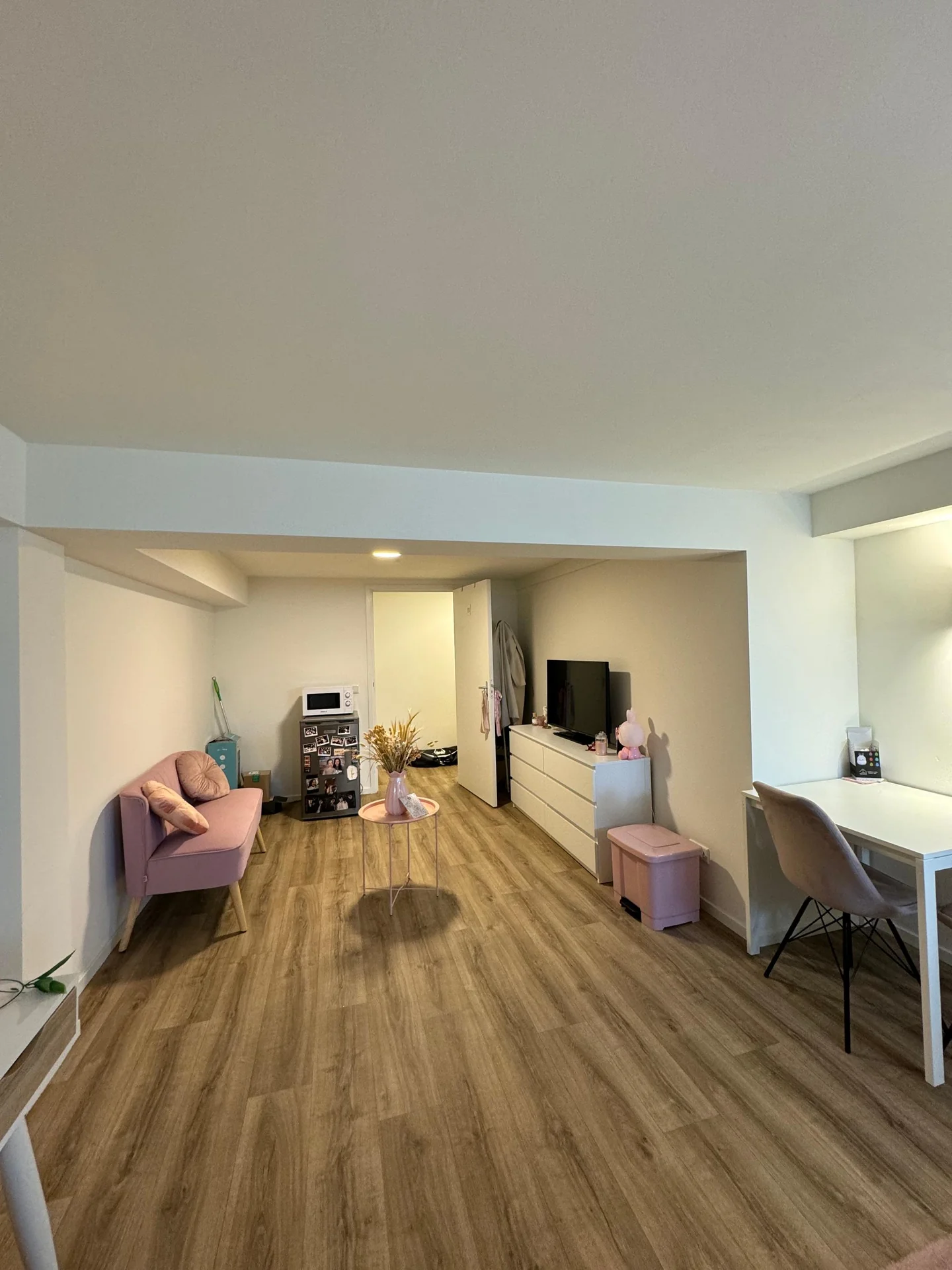 geblurde versie van de foto als achtergrond