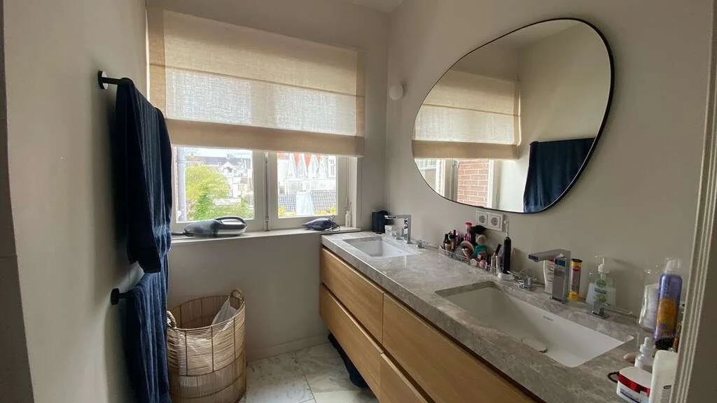 geblurde versie van de foto als achtergrond