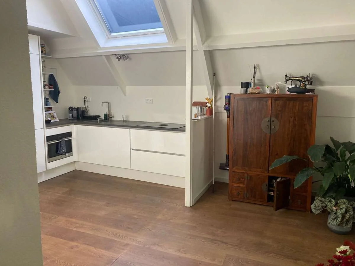 geblurde versie van de foto als achtergrond