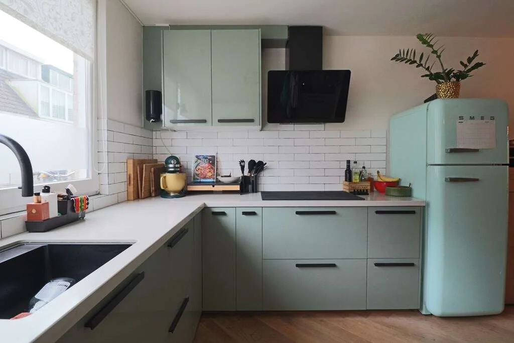 geblurde versie van de foto als achtergrond