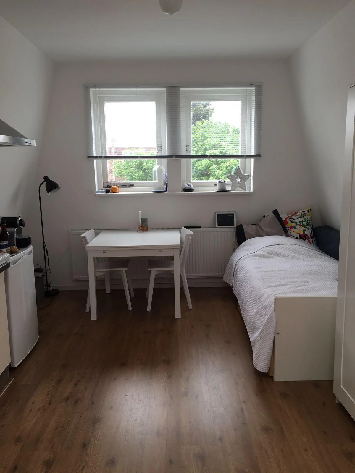 geblurde versie van de foto als achtergrond