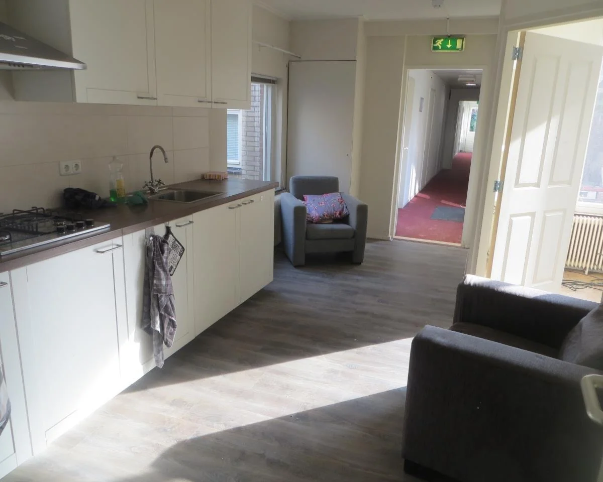 geblurde versie van de foto als achtergrond