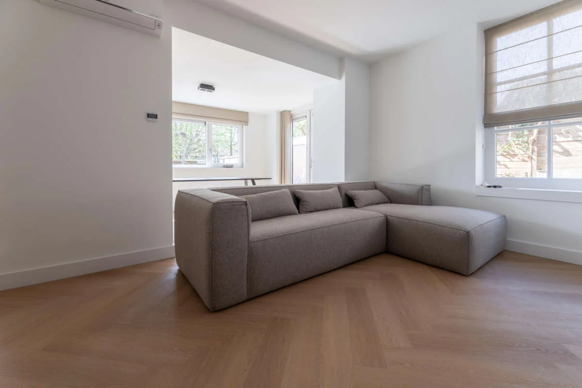 geblurde versie van de foto als achtergrond