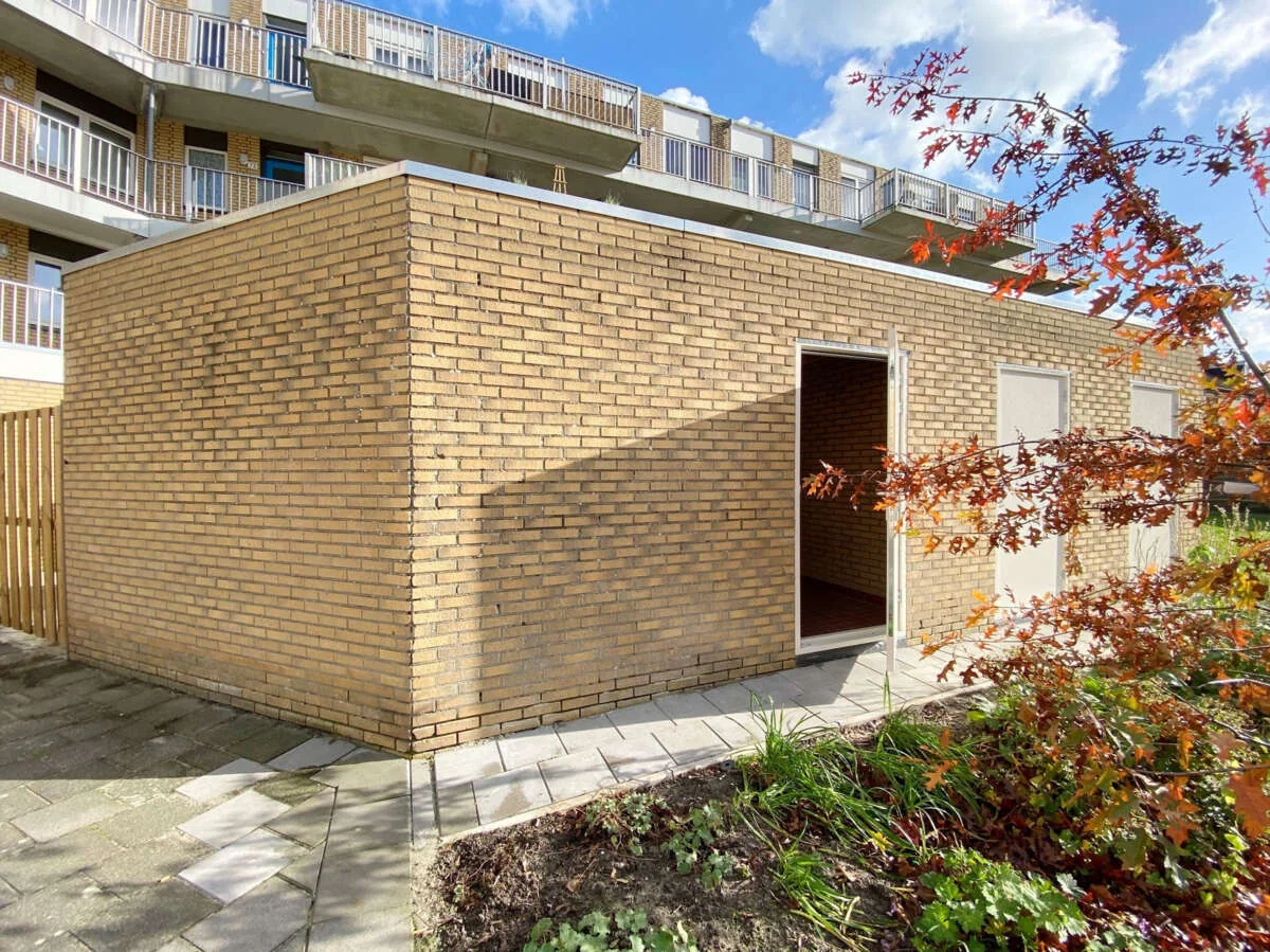 geblurde versie van de foto als achtergrond