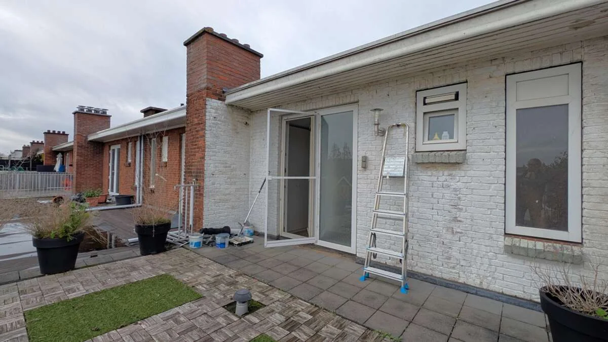 geblurde versie van de foto als achtergrond