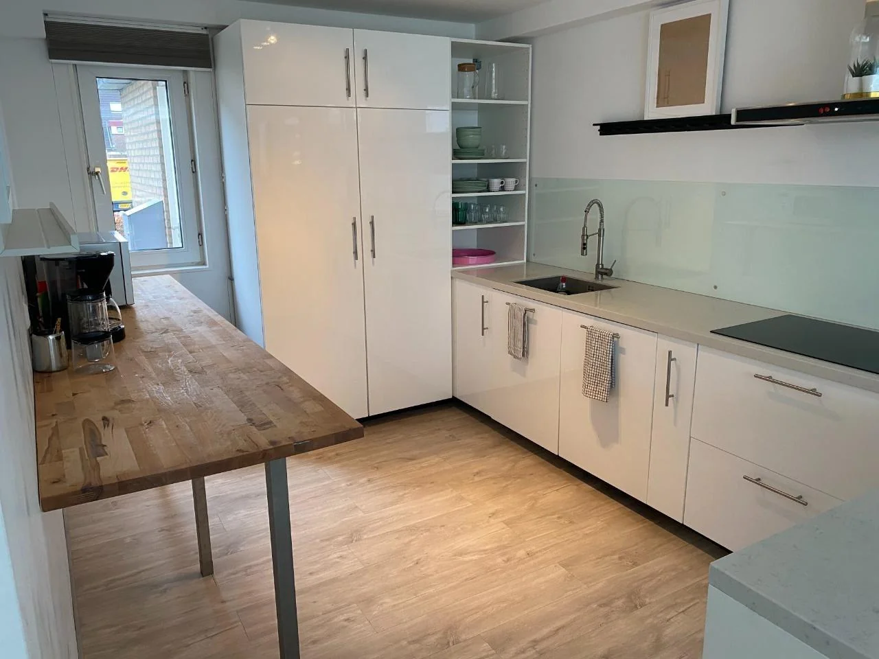 geblurde versie van de foto als achtergrond