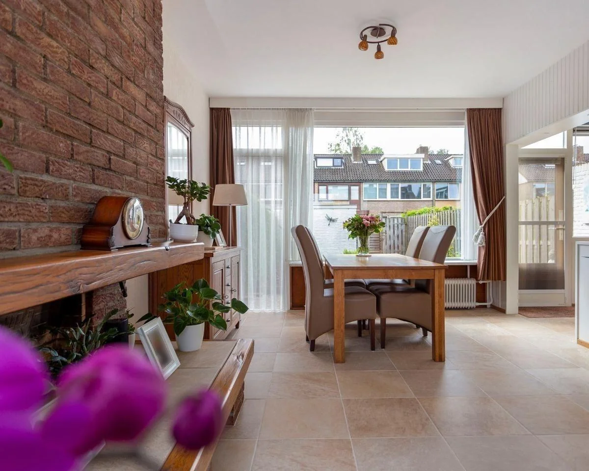 geblurde versie van de foto als achtergrond