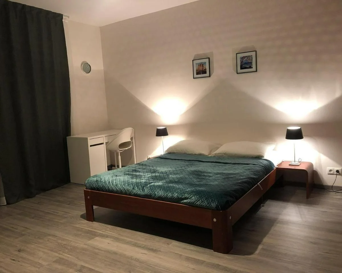 geblurde versie van de foto als achtergrond