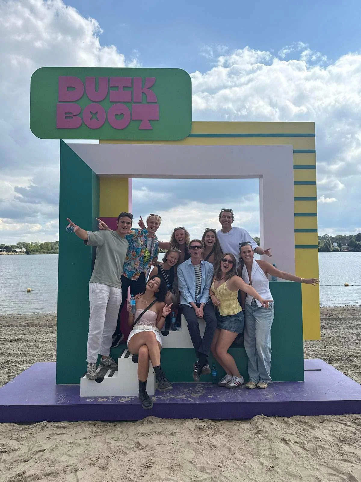 geblurde versie van de foto als achtergrond