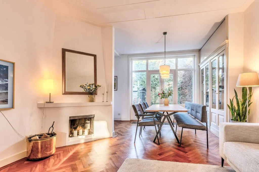 geblurde versie van de foto als achtergrond