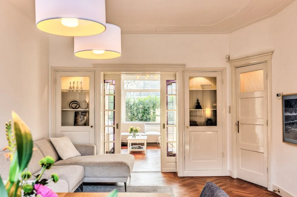 geblurde versie van de foto als achtergrond