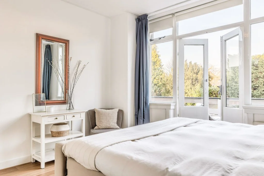 geblurde versie van de foto als achtergrond