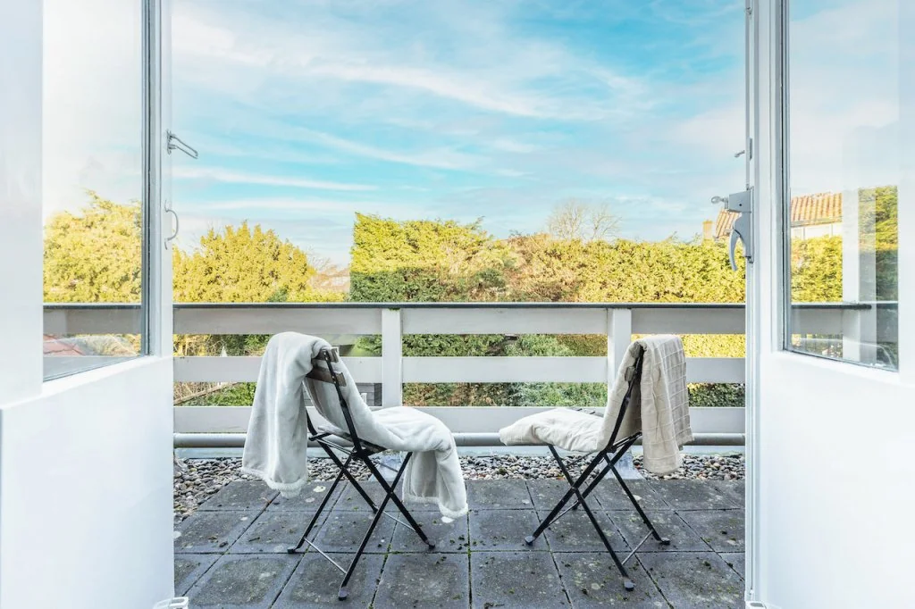 geblurde versie van de foto als achtergrond