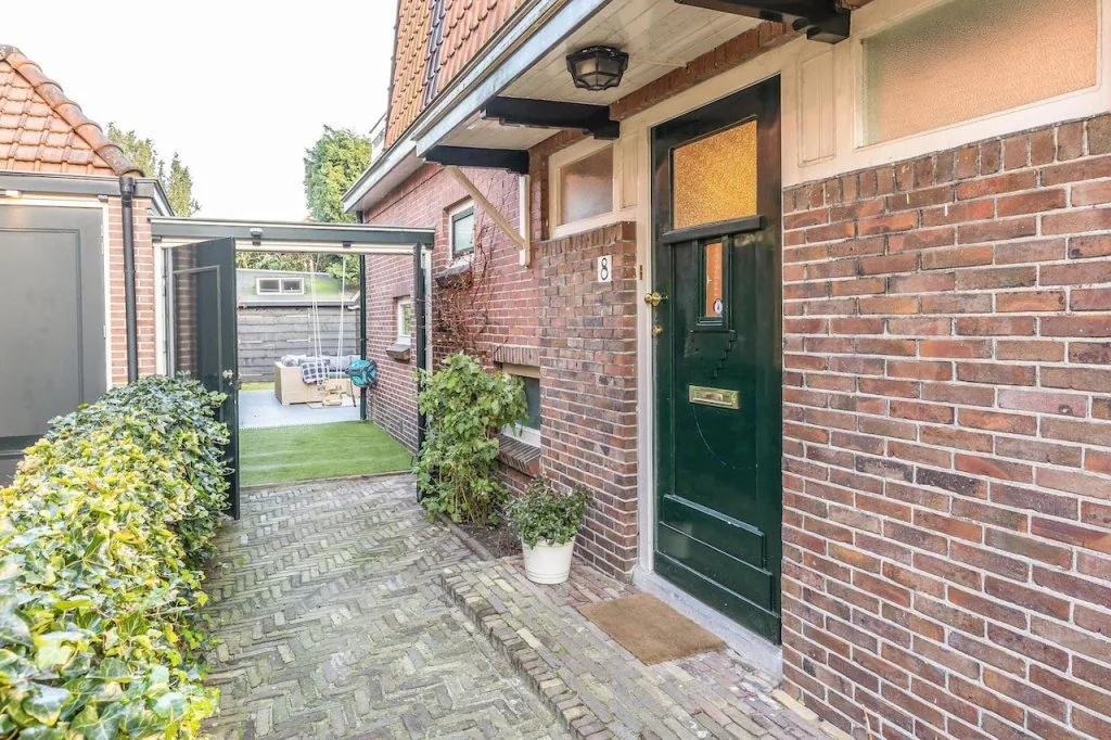 geblurde versie van de foto als achtergrond