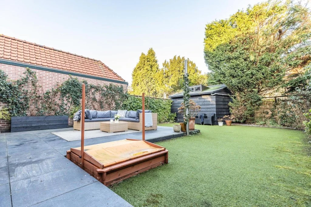 geblurde versie van de foto als achtergrond