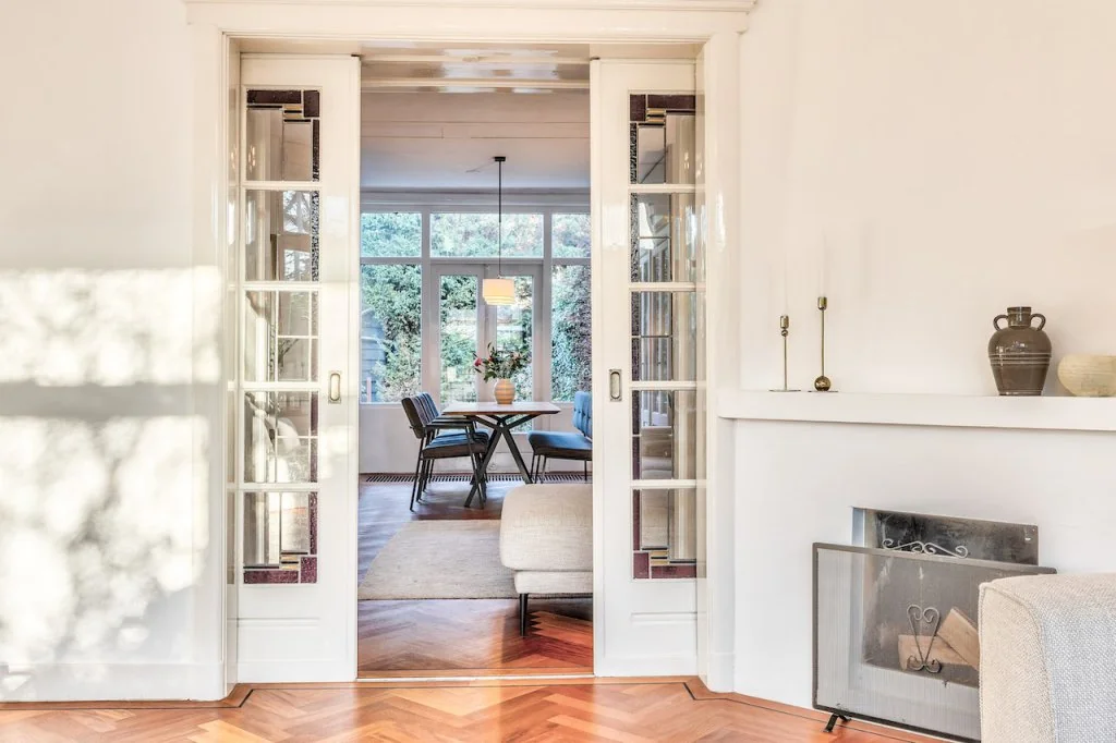 geblurde versie van de foto als achtergrond