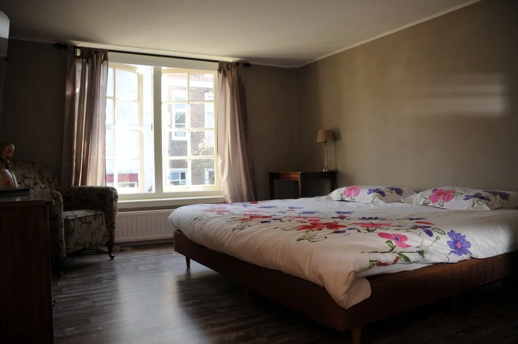 geblurde versie van de foto als achtergrond