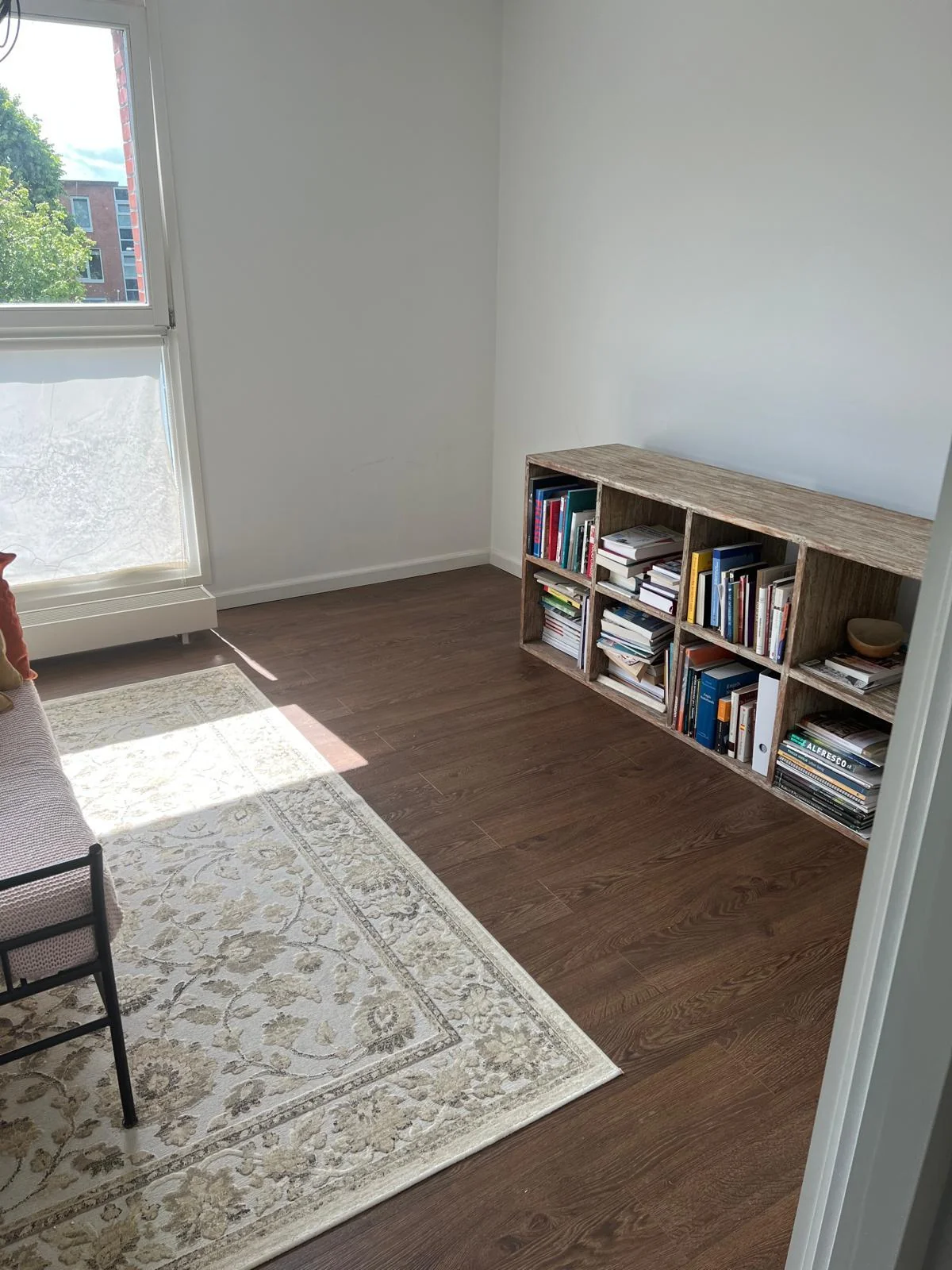 geblurde versie van de foto als achtergrond