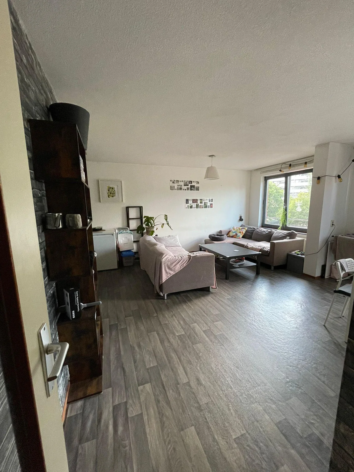 geblurde versie van de foto als achtergrond