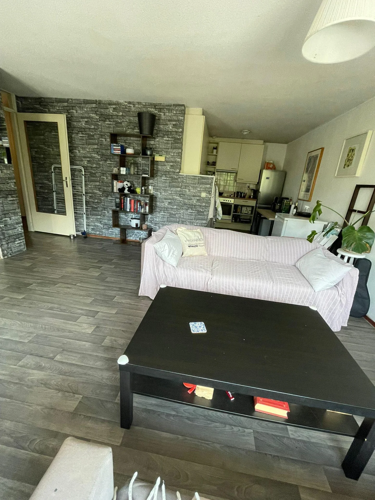 geblurde versie van de foto als achtergrond