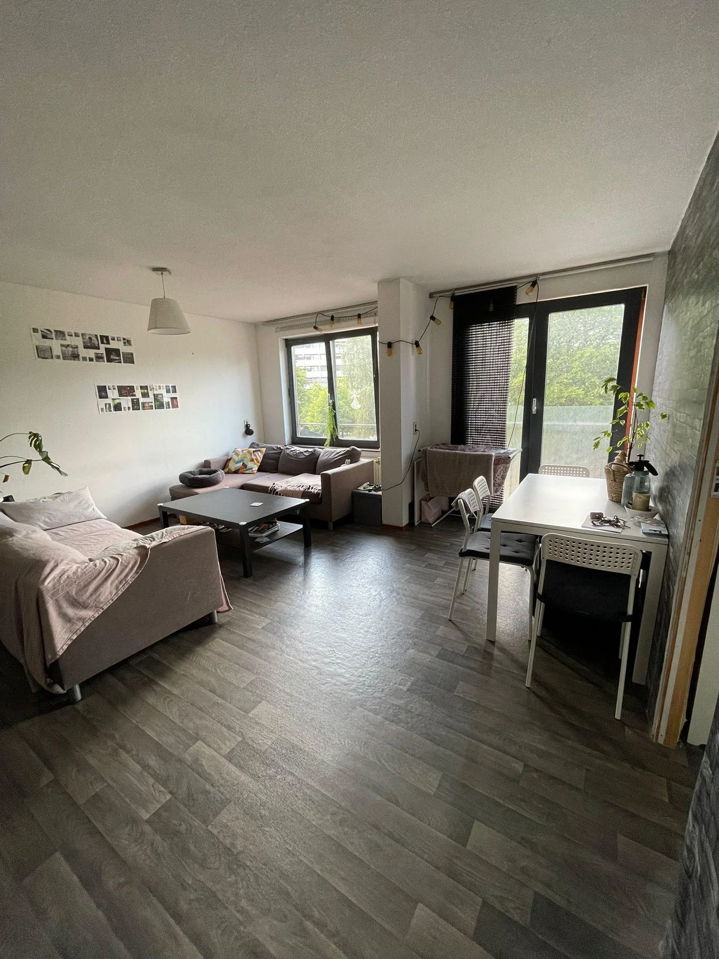 geblurde versie van de foto als achtergrond