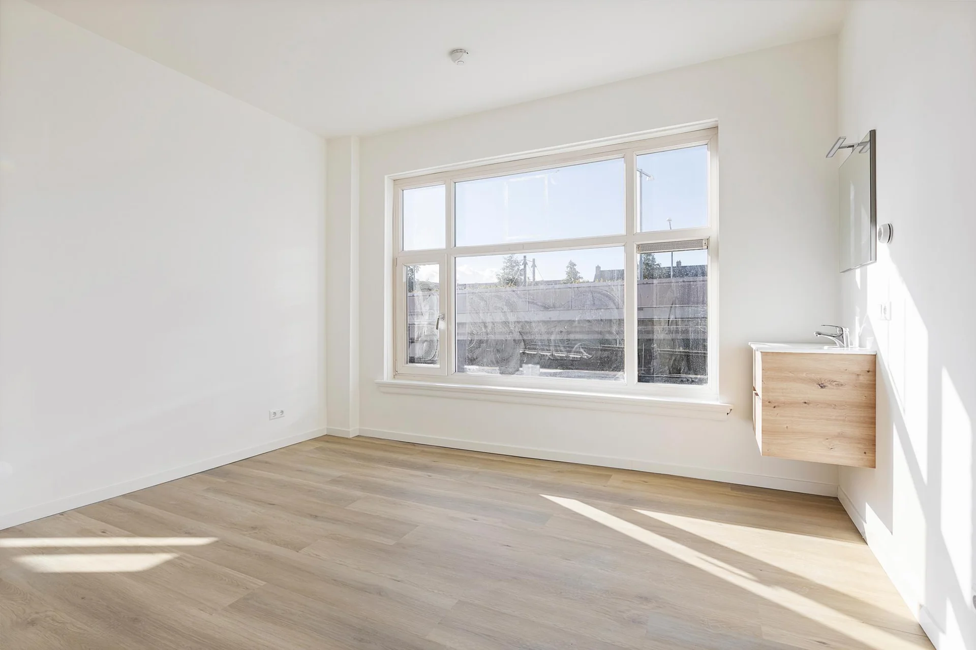 geblurde versie van de foto als achtergrond